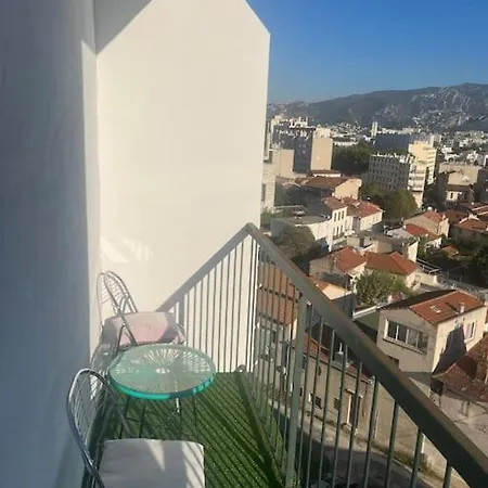 Apartment Type 2 Au Coeur De La